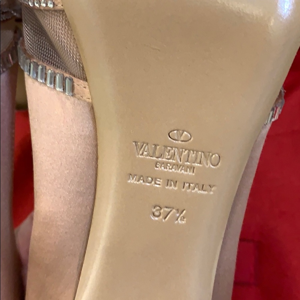 Valentino Jeweled Bow Sandals Blush Pink - Picture 7 of 7